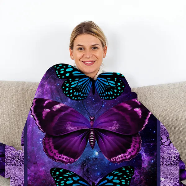 Cozy Butterfly Flannel Blanket – Soft, Warm, Lightweight Throw for Couch, Bed & Travel