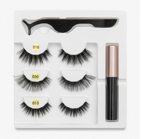 “Magnetic False Eyelashes – Reusable, Easy-Apply Fashion Lashes”