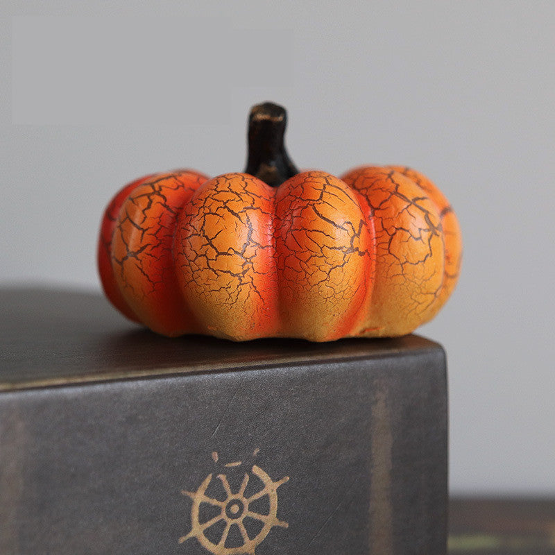 Halloween Pumpkin LED Lantern – Resin Luminous Simulation Candle Lamp