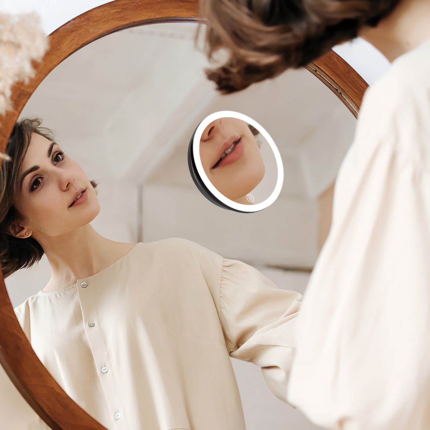 1Pc 30X Magnifying Makeup Mirror with Light & Tools – Travel Friendly