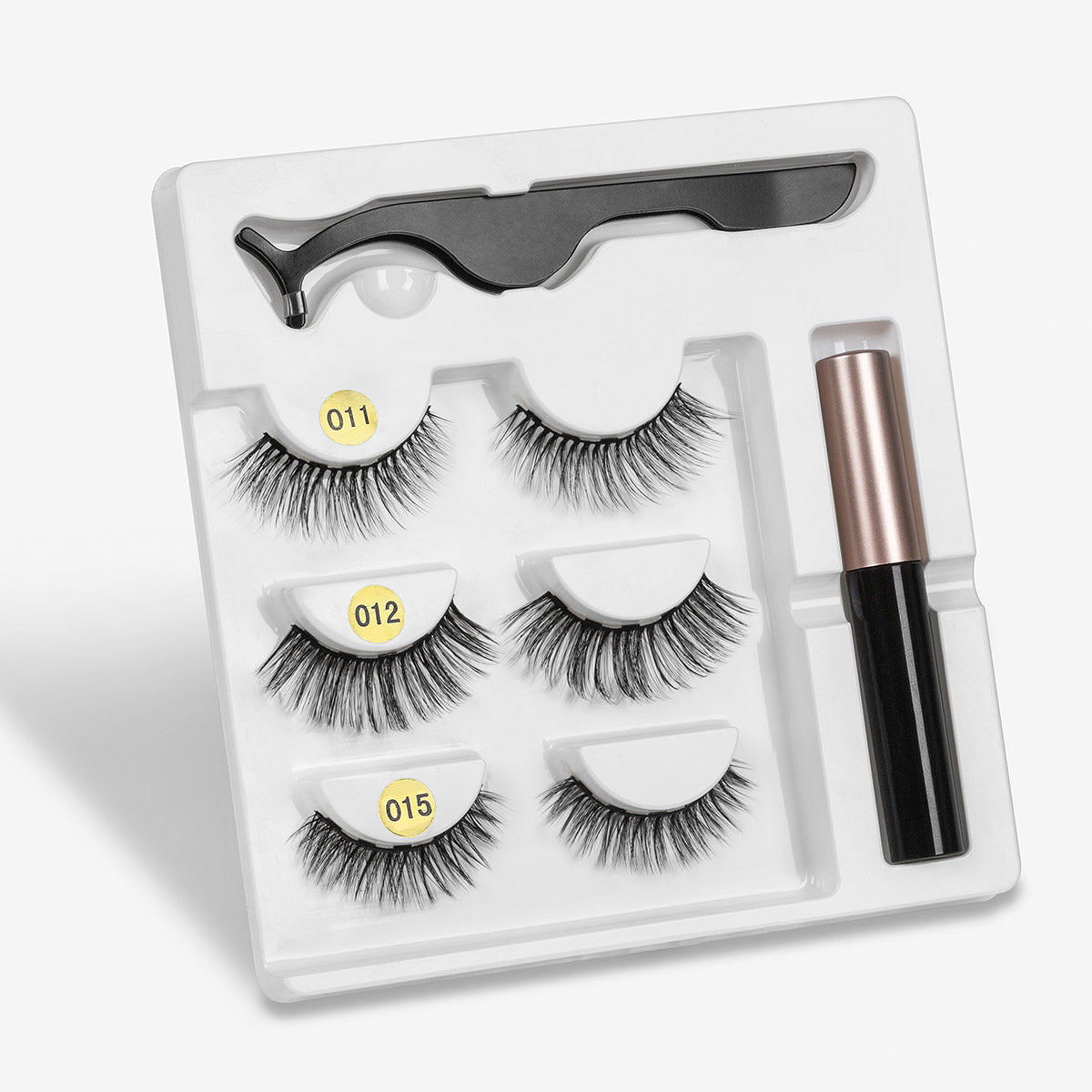 “Magnetic False Eyelashes – Reusable, Easy-Apply Fashion Lashes”