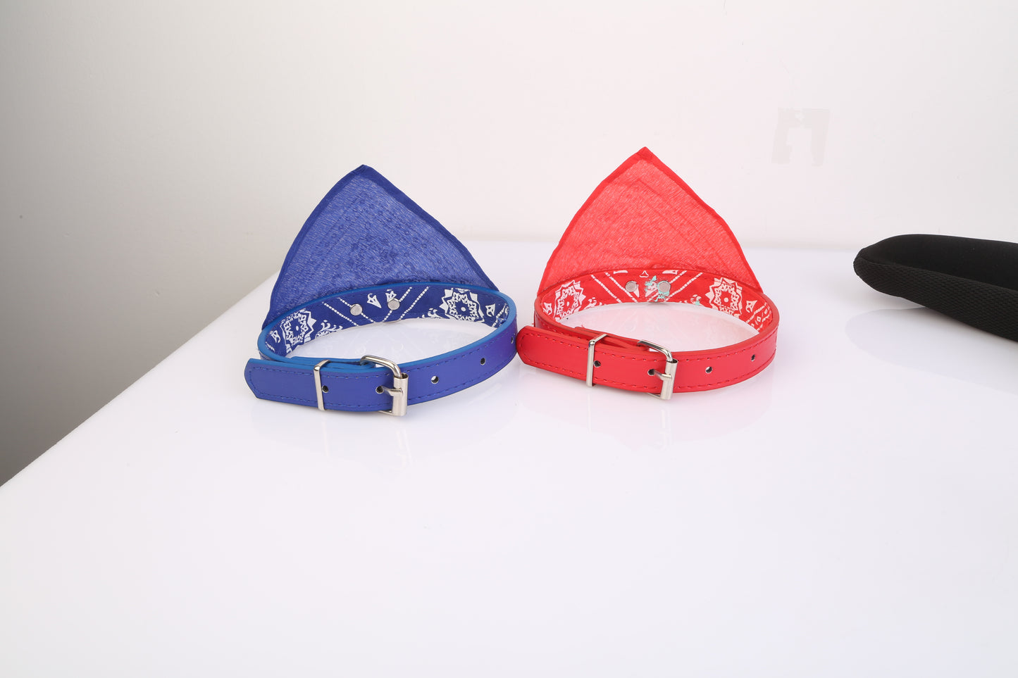 Adjustable Leather Pet Collar with Triangle Bandana – Stylish Dog & Cat Scarf