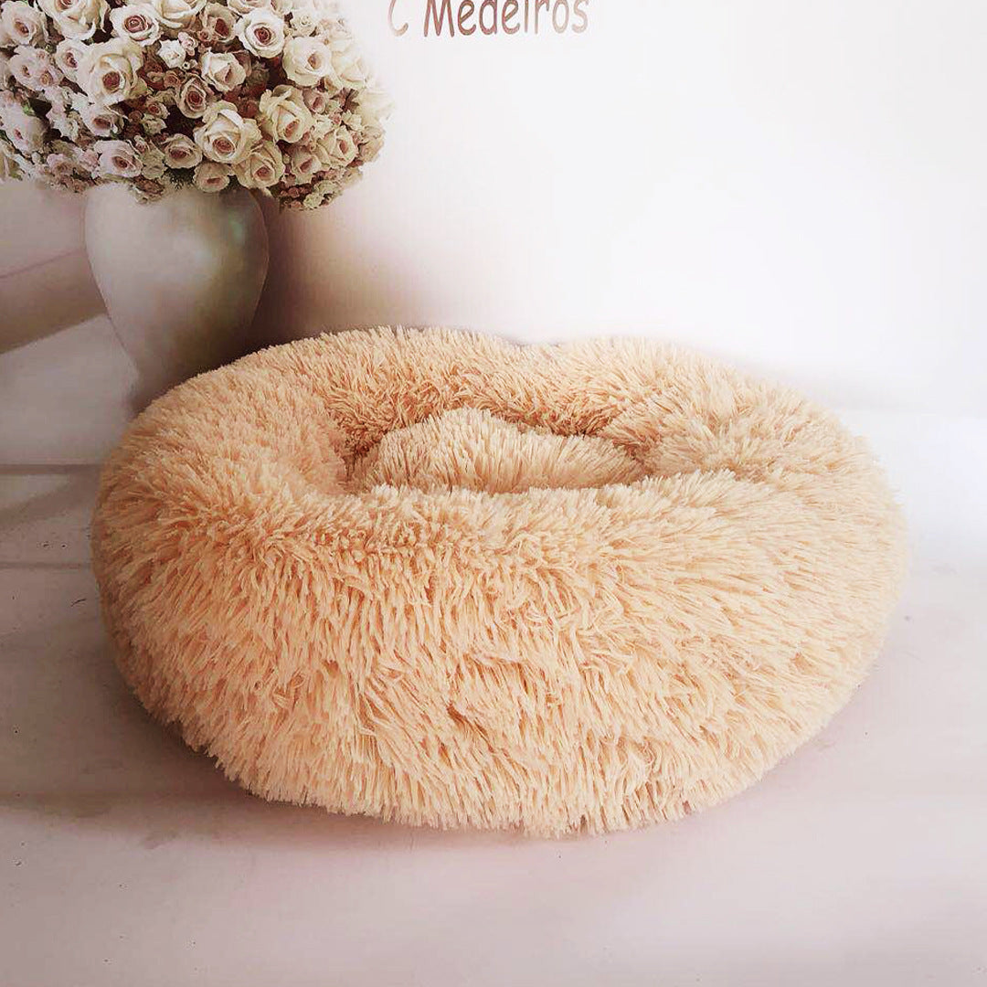 Plush Pet Nest Bed – Cozy Calming Donut Bed for Cats & Small Dogs