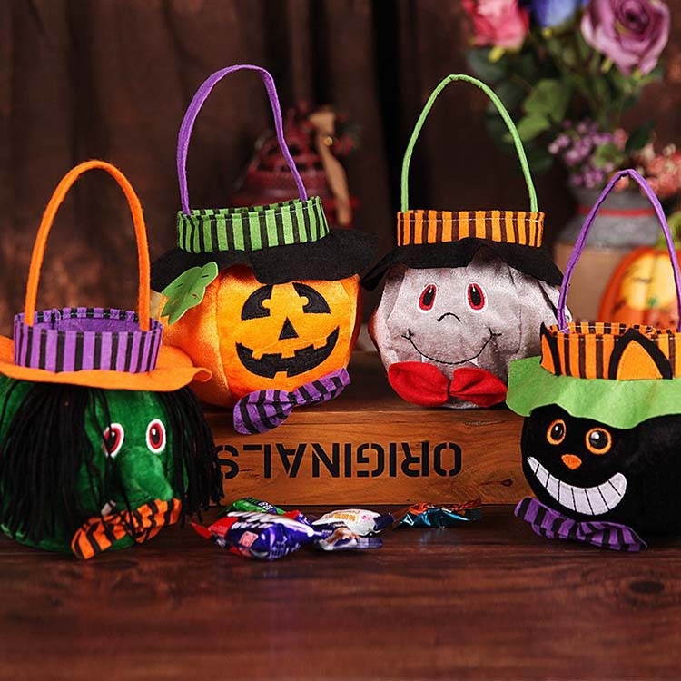 Cute Halloween Pumpkin Candy Bag – Portable Trick-or-Treat Handbag for Kids