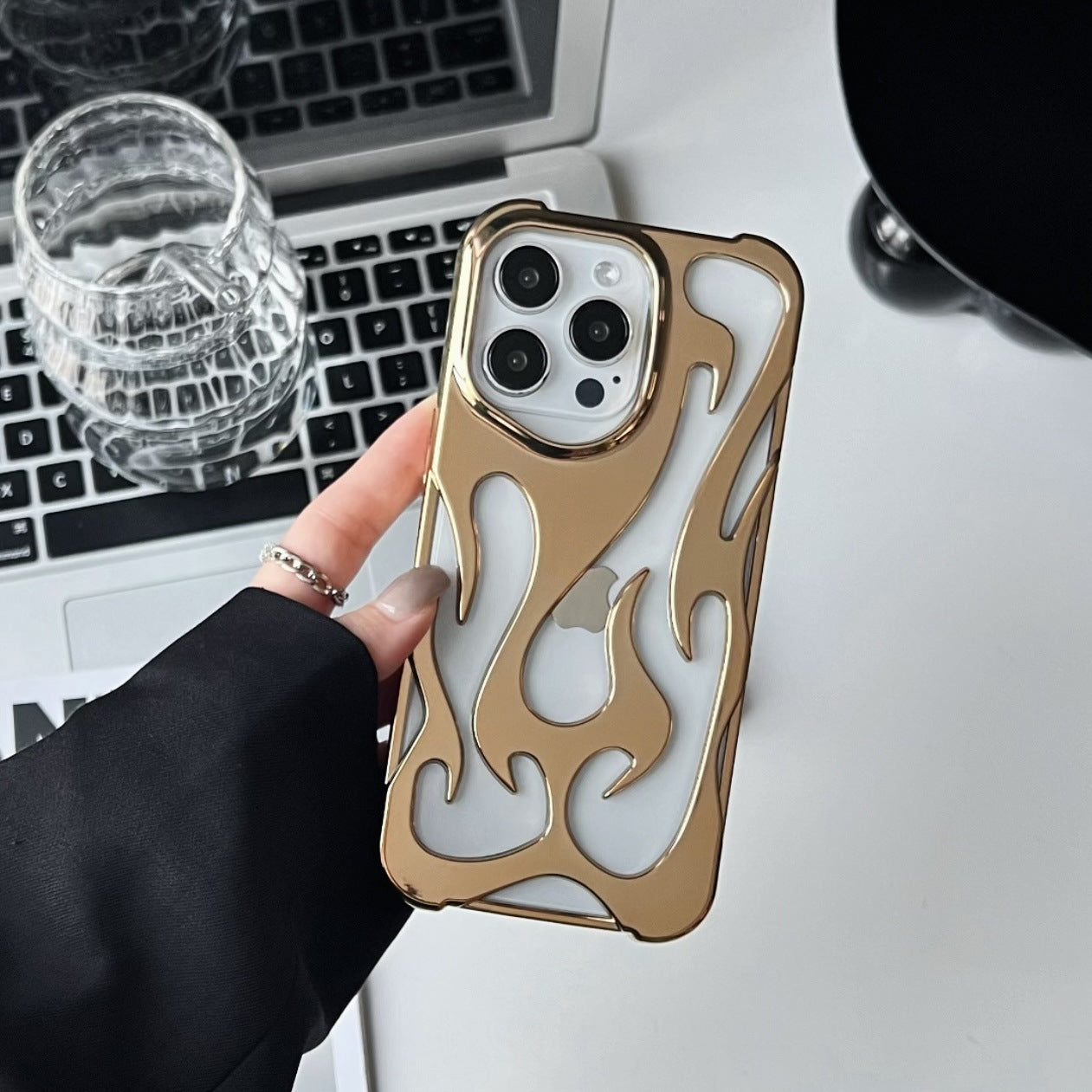 Electroplating Flame Pattern Hollow Soft Shell Phone Case