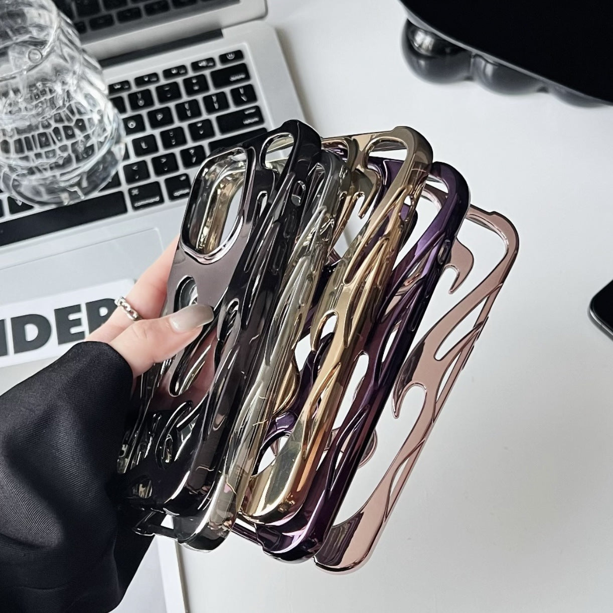 Electroplating Flame Pattern Hollow Soft Shell Phone Case