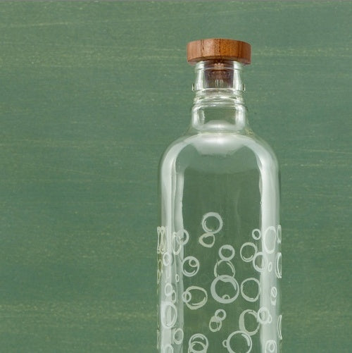Bubbles Glass Water Bottle with Wooden Stopper – Stylish Reusable Drink Bottle