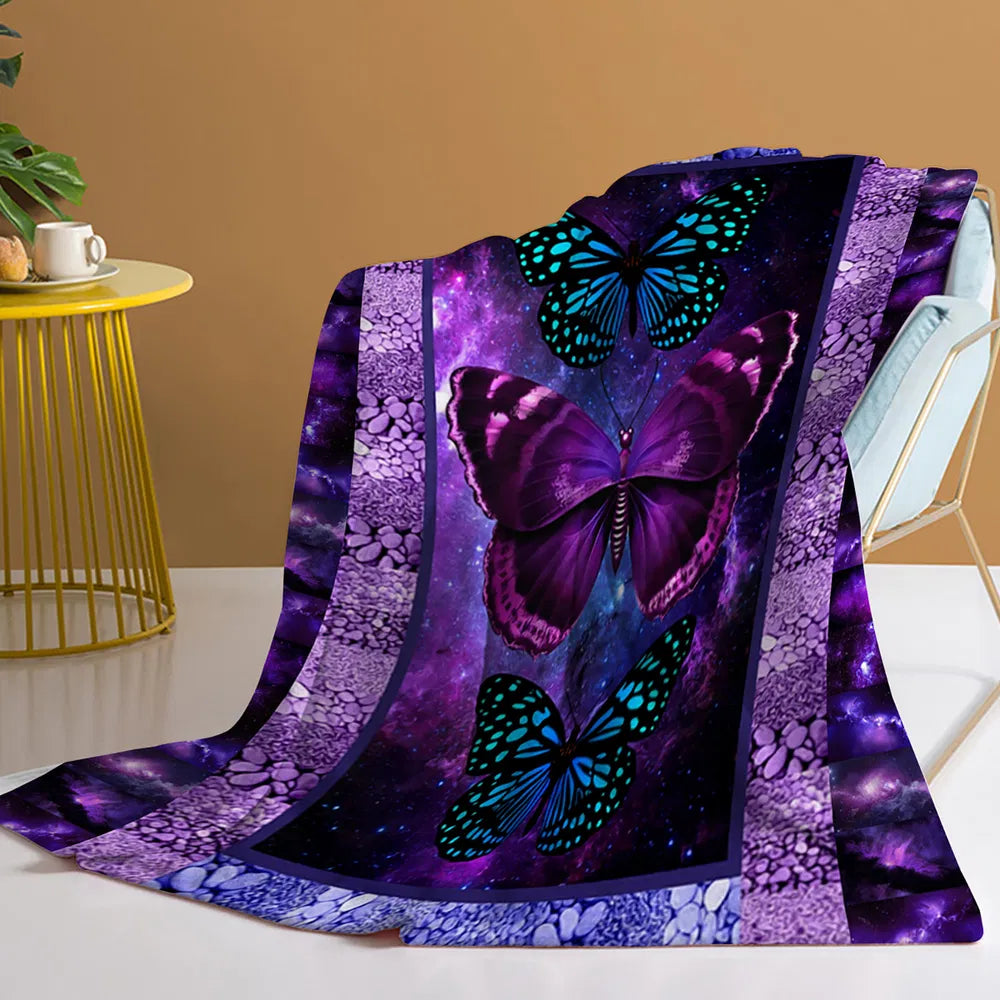 Cozy Butterfly Flannel Blanket – Soft, Warm, Lightweight Throw for Couch, Bed & Travel