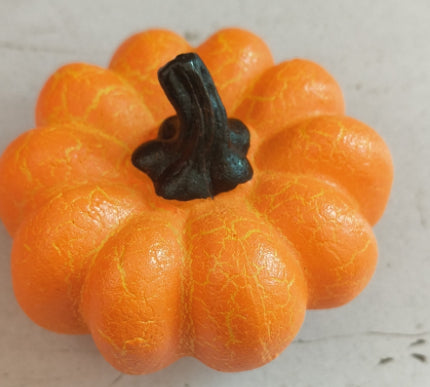 Halloween Pumpkin LED Lantern – Resin Luminous Simulation Candle Lamp
