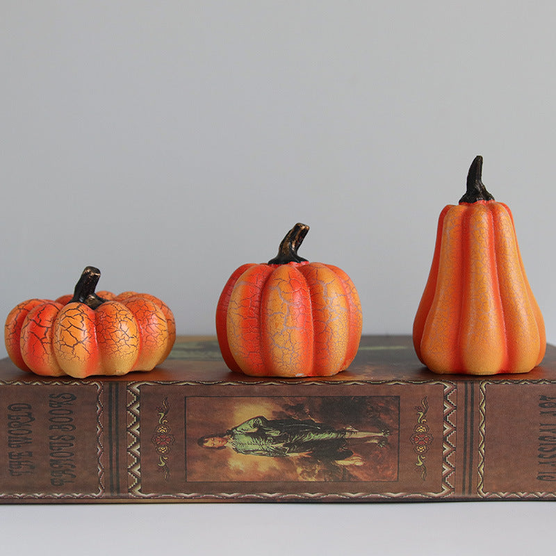 Halloween Pumpkin LED Lantern – Resin Luminous Simulation Candle Lamp